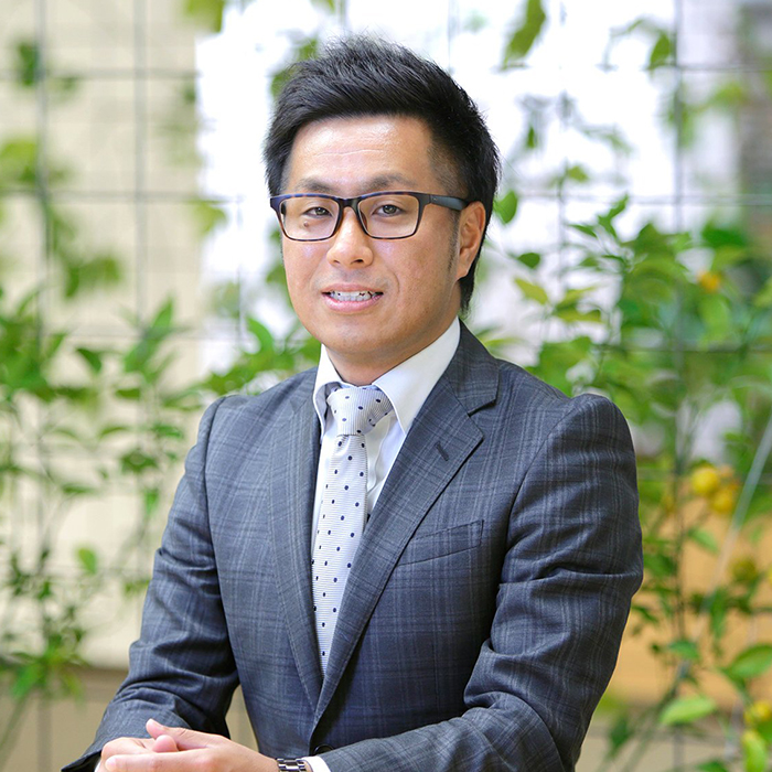 キャリアアドバイザー 富田