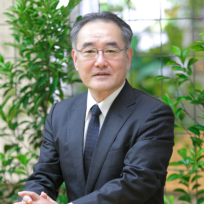キャリアアドバイザー 冨田